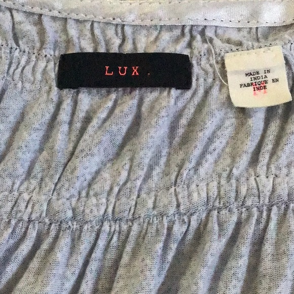 Soft&flowy top - Picture 3 of 4